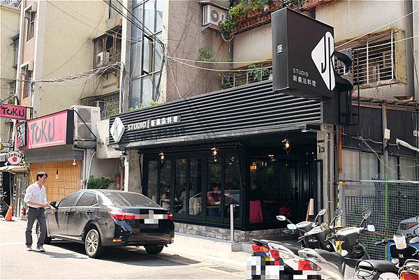 捷運市政府站美食ptt、dcard高人氣推薦約會餐廳