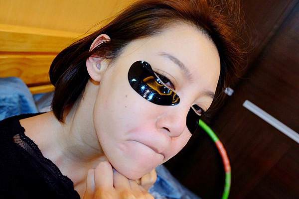 維密天使推薦111SKIN黑鑽光速全能眼膜-黑眼圈熊貓眼推薦_191216_0012.jpg