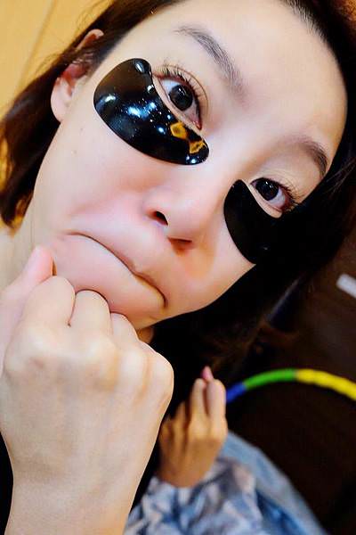 維密天使推薦111SKIN黑鑽光速全能眼膜-黑眼圈熊貓眼推薦_191216_0011.jpg