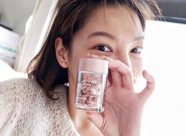 紅門傳奇Elizabeth Arden 伊麗莎白雅頓玫瑰金抗痕膠囊7.JPG