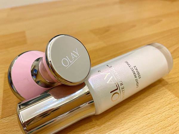 OLAY推出的微震推推儀一推7000次微震，美白保養吸收up5.jpg