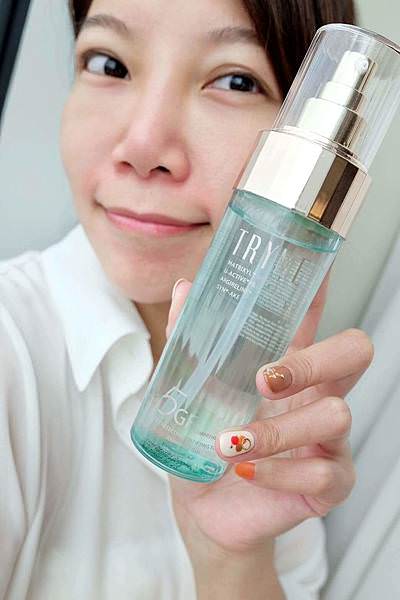 保濕精華液ptt推薦、詩朵精華液2.jpg