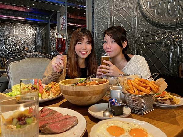333 RESTAURANT & BAR