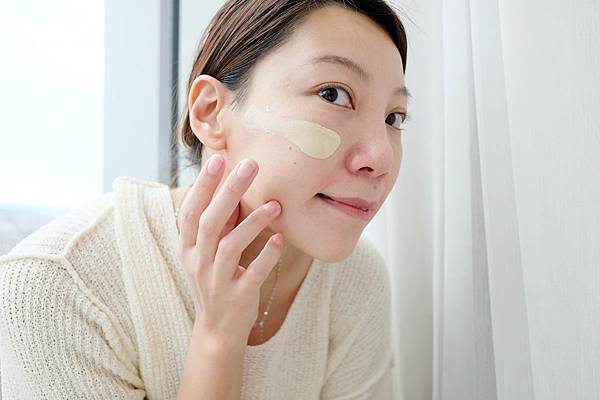 上麗X輕透35潤色防曬