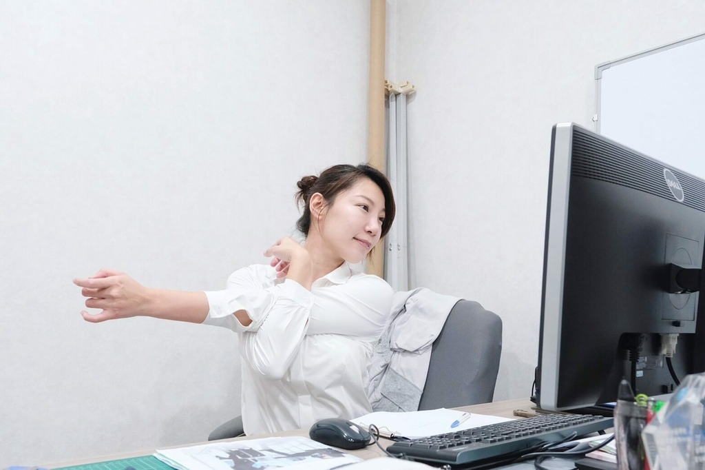 職場穿搭推薦,SIMURGH台灣製造Sù-Si 舒仕裝,新鮮人上班穿搭