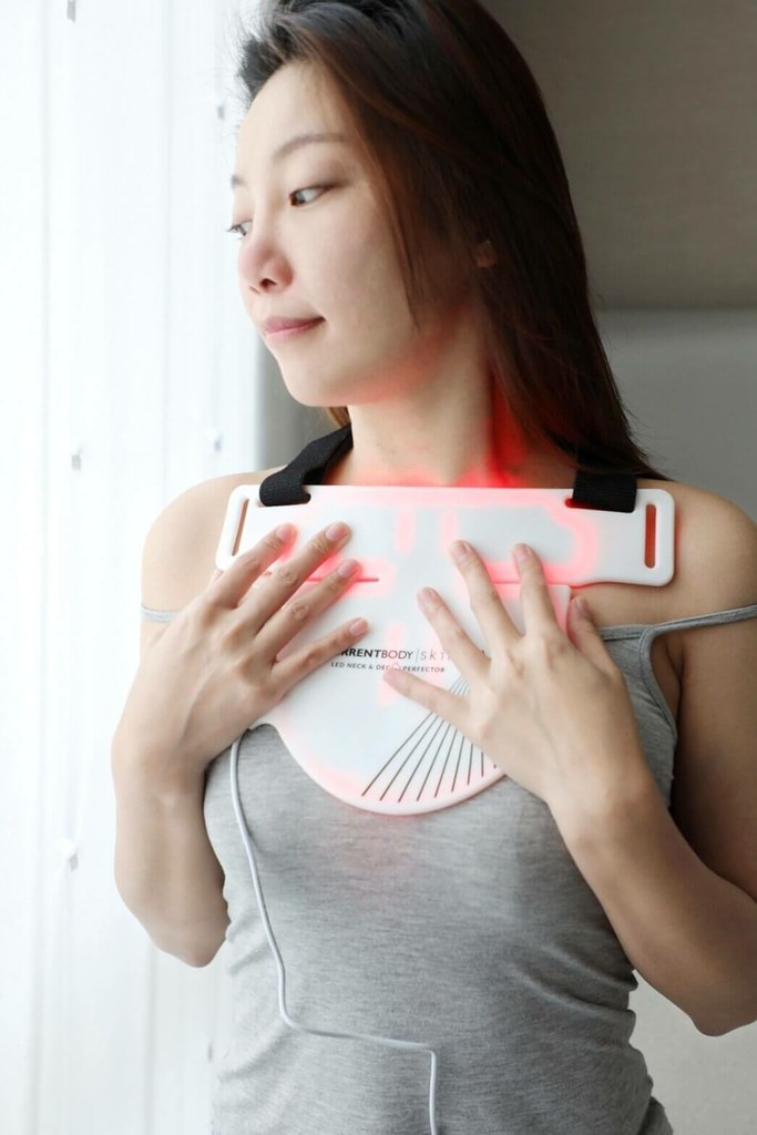 CURRENTBODY skin LED光療胸頸美容儀