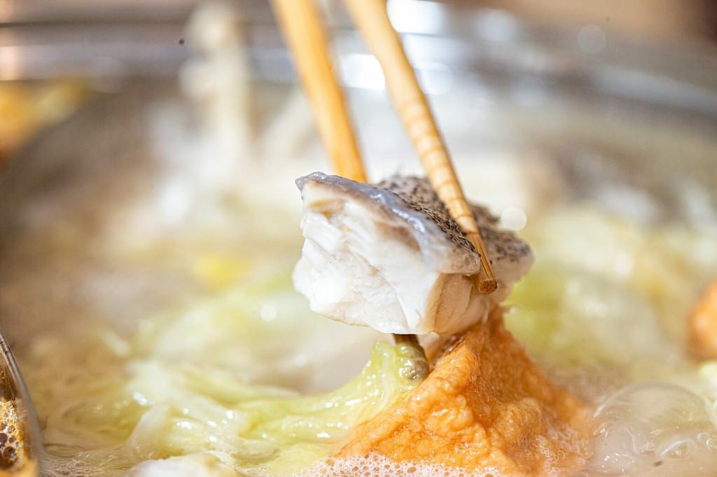 砂鍋魚頭宅配推薦 上海鄉村白燒/紅燒砂鍋魚頭