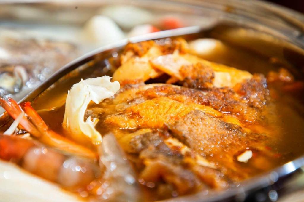 砂鍋魚頭宅配推薦 上海鄉村白燒/紅燒砂鍋魚頭