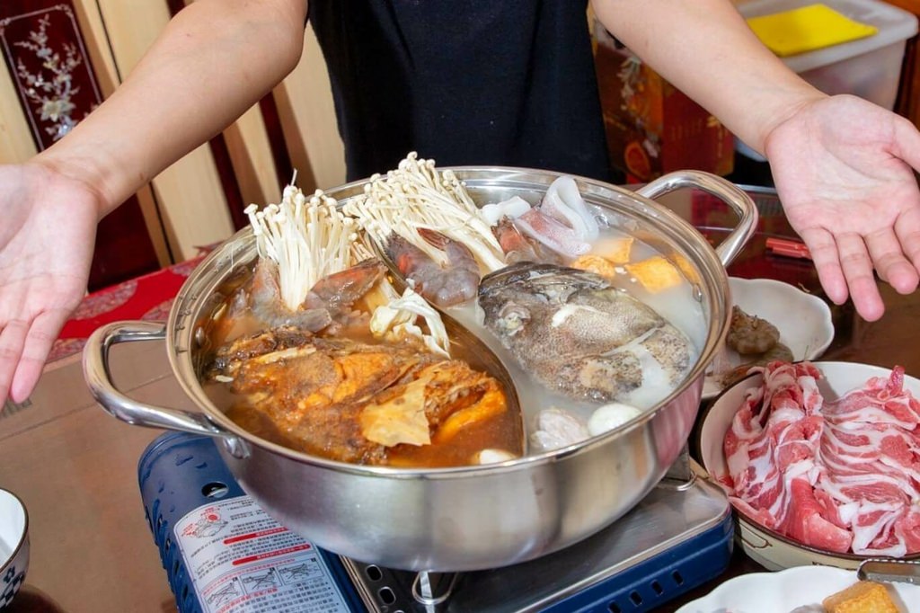 砂鍋魚頭宅配推薦 上海鄉村白燒/紅燒砂鍋魚頭