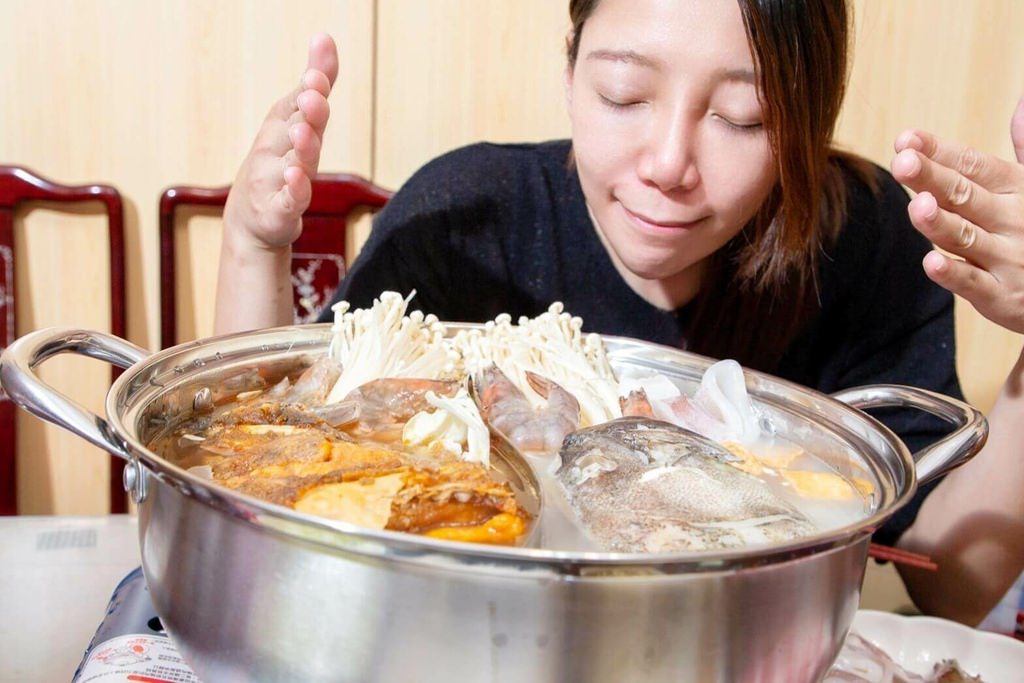 砂鍋魚頭宅配推薦 上海鄉村白燒/紅燒砂鍋魚頭