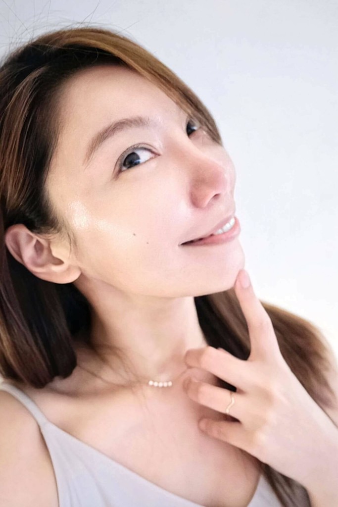 鳶尾花A醇緊緻精華乳