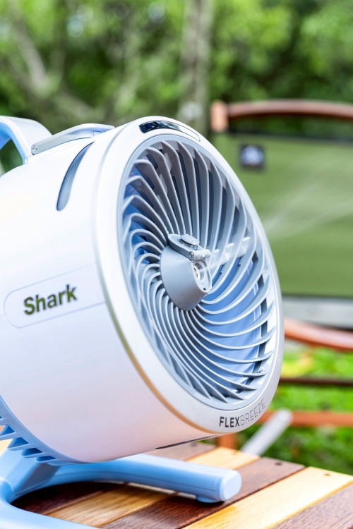 Shark HydroGO無線涼感噴霧扇評價?怕熱人實測後降溫3°C,夏天消暑神器! - 第12張圖 無線涼感噴霧扇LINE ALBUM 摸摸照片 風扇20260416 260417