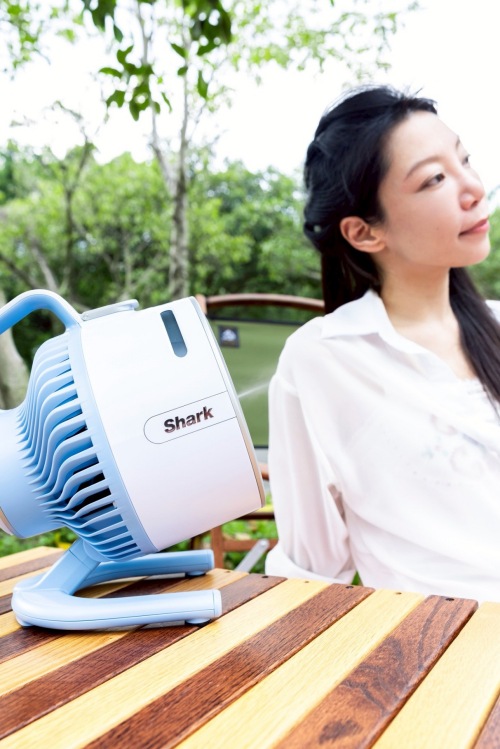 Shark HydroGO無線涼感噴霧扇評價?怕熱人實測後降溫3°C,夏天消暑神器! - 第5張圖 無線涼感噴霧扇S 96706587
